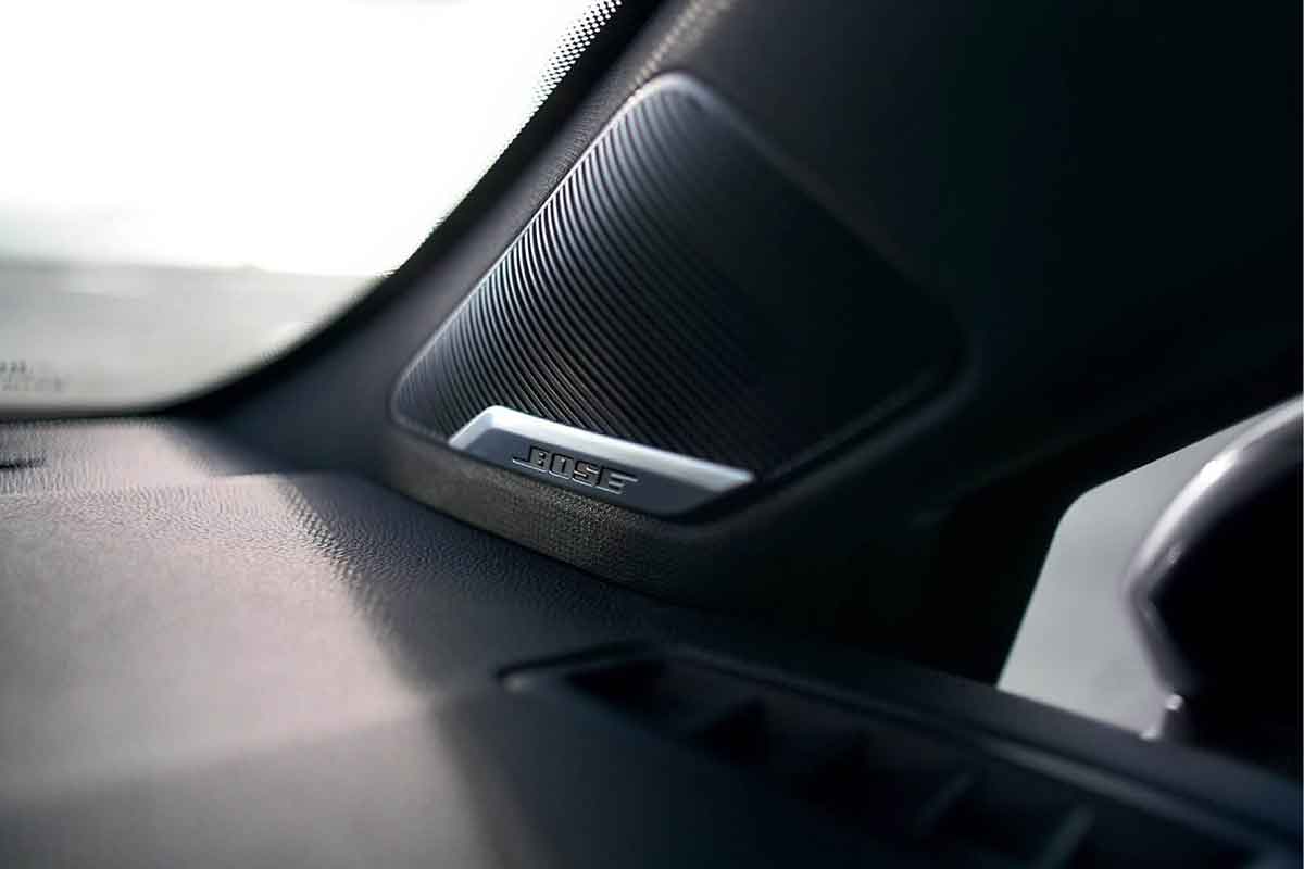 Volvo XC690T8 vorne