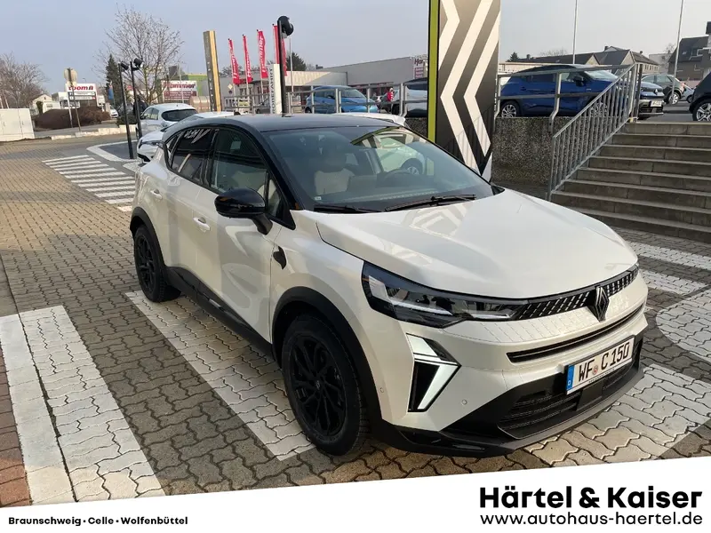 zu sehen ist ein weißer Renault Captur