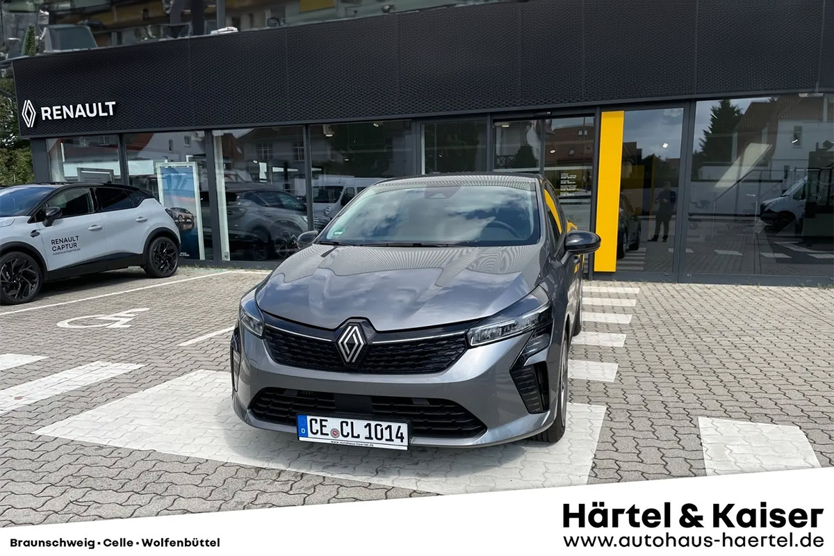 zu sehen ist ein grauer Renault Clio 