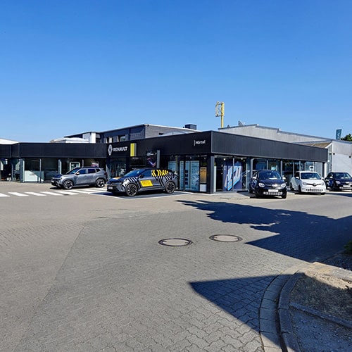 Zu sehen ist die Außenansicht des Standorts Braunschweig Süd. 